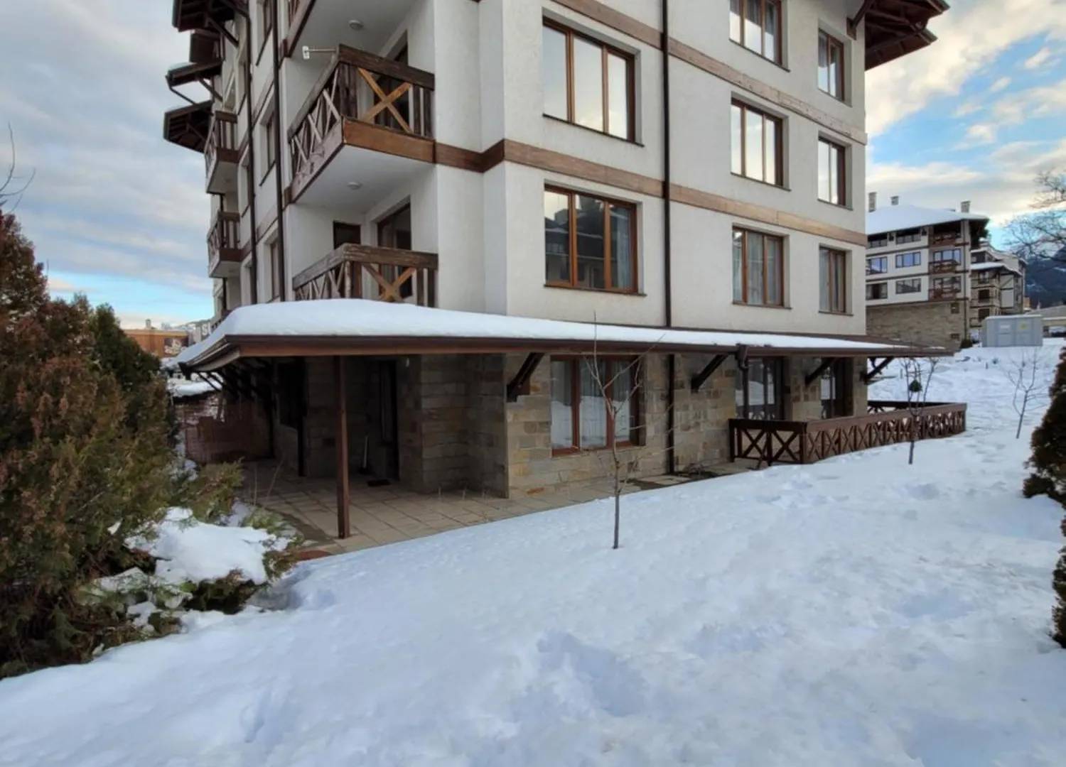 Neon Tegrity Apart Bansko Apartment
